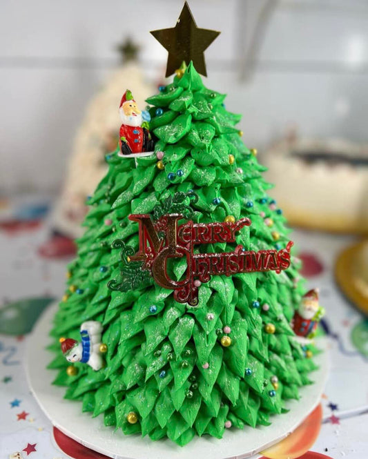 Christmas Tree Sponge Cake