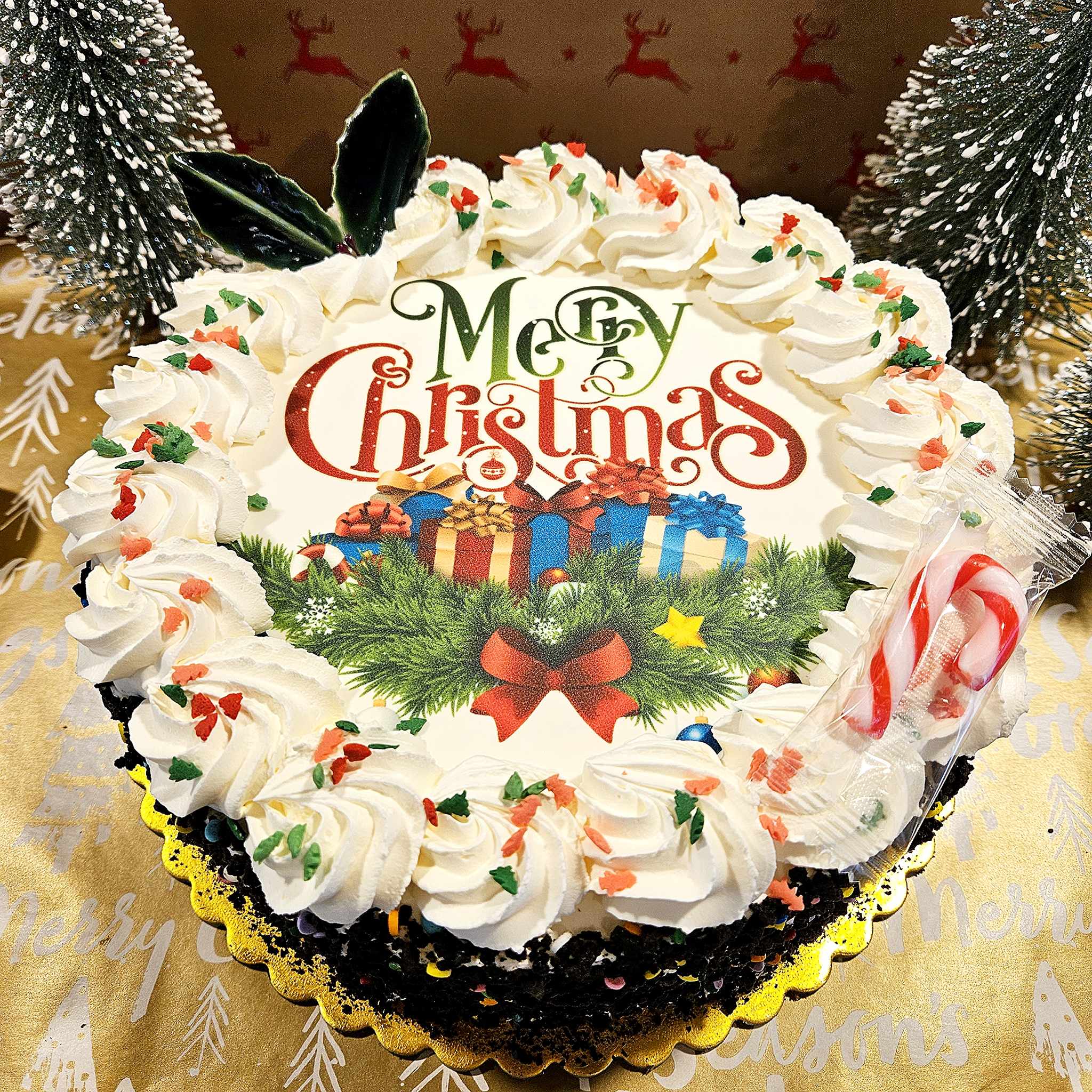 Christmas tree border DQ ice cream cake | Tartas navideñas, Pastel de  navidad, Pastel decorado